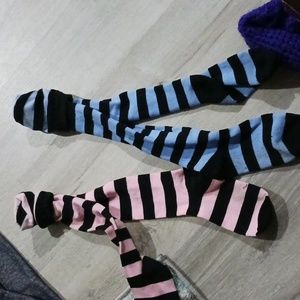 2 pairs of thigh highs